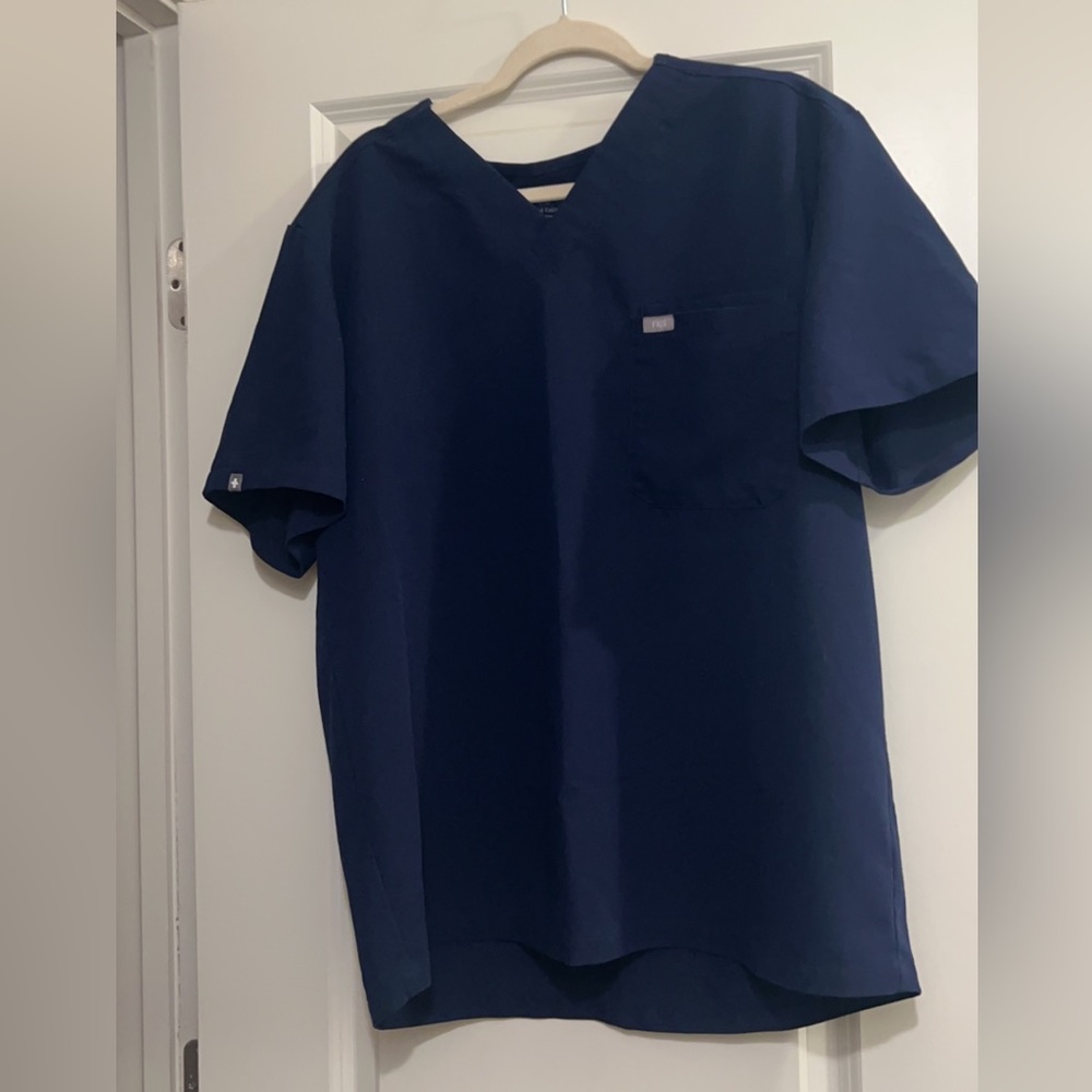 Women’s Scrub Top